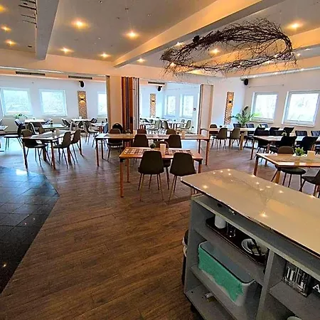 Smart B&b1 Bb1 125 Otel *